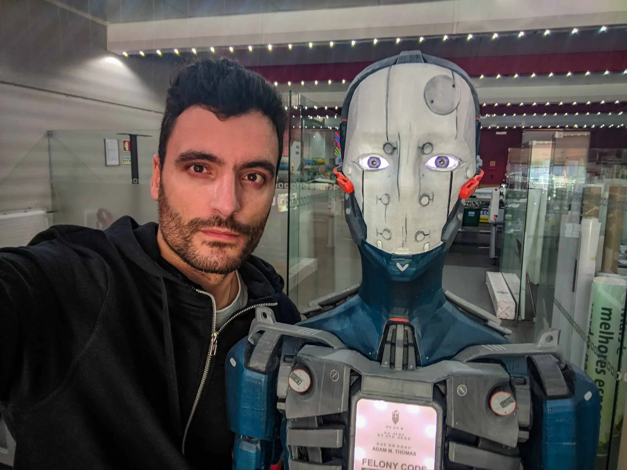 Selfie with the life-size 3D-printed Adam