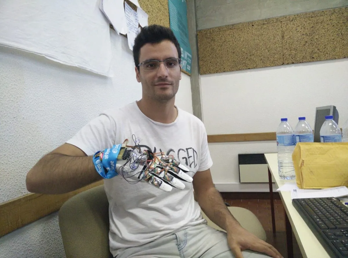Wearing the Gyro Glove