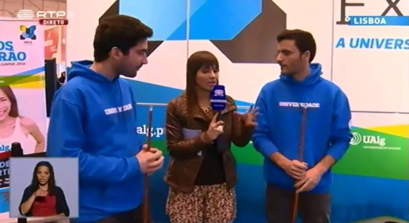 Live television interview at the UAlg stand